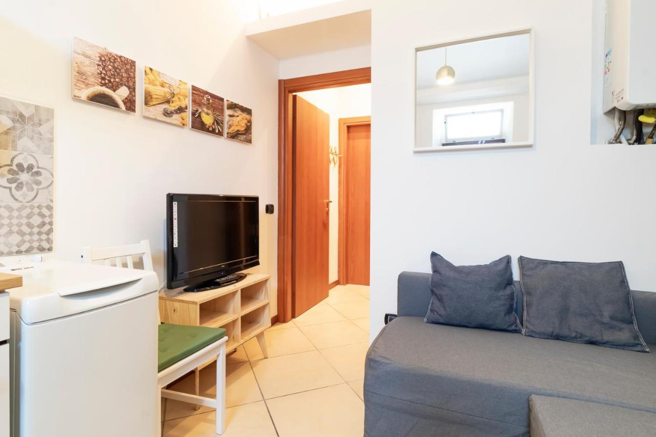 Cozy Flat - Monza 15 Apartment Milan Exterior photo